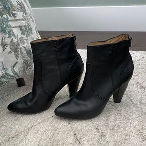 Frye Regina booties. Size 8